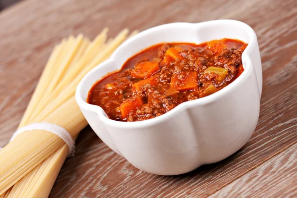Bolognese saus en spaghetti — Stockfoto