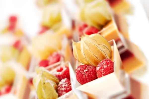 Raspberry desserts in glasses — Stock Photo, Image