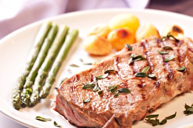 delicious Steak with asparagus clipart