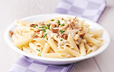 Ceviz soslu makarna.