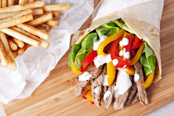 Tasty Fajitas with fries — Stock Photo, Image