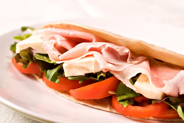 Traditional Italian piadina — Stock Photo, Image