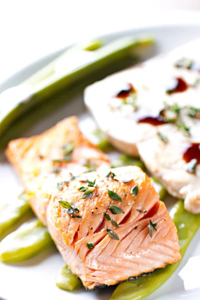 Squisito filetto di salmone . — Foto Stock