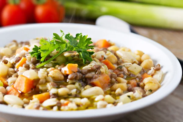 Вегетаріанські овочевий суп — стокове фото