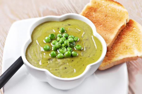 Pea soup in bowl — Stock Image Pea soup in bowl Royalty Free Stock Photos