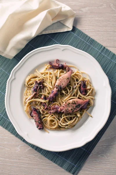 Läckra skaldjur linguini — Stockfoto