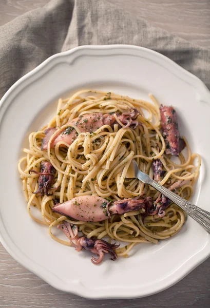 Lezzetli deniz ürünleri linguini — Stok fotoğraf