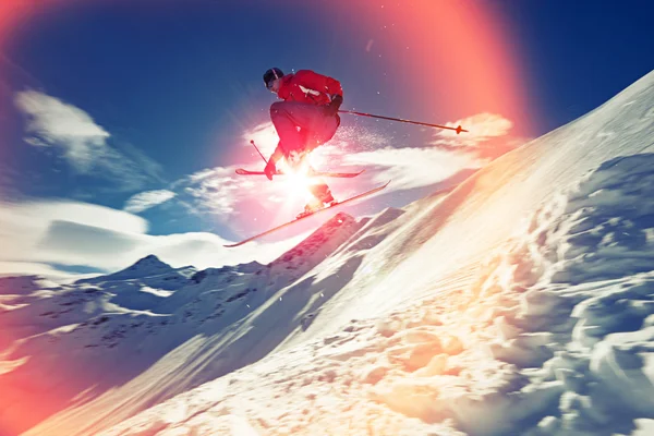 Man on Skis jumping — Stock Photo, Image