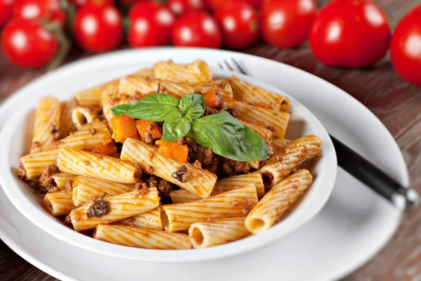 Macarrones Boloñés, plato italiano —  Fotos de Stock