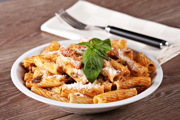 Delicious Macaroni Bolognese — Stock Photo, Image