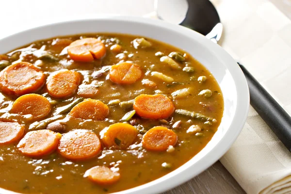 Свіжий морквяний суп — стокове фото