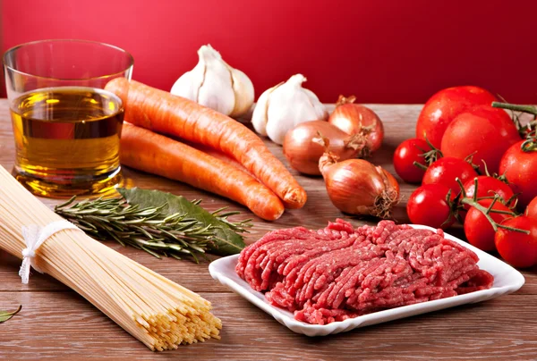 Ingredients for the Bolognese sauce — Stock Photo, Image