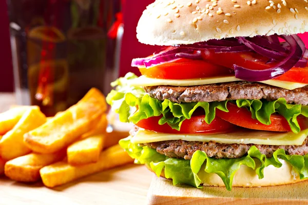 Delicious fresh hamburger — Stock Photo, Image