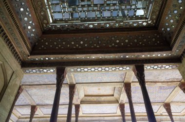 İsfahan, İran- 22 Mart 2017: Şah Abbas Sarayı Müzesi 'nde fotoğraflar