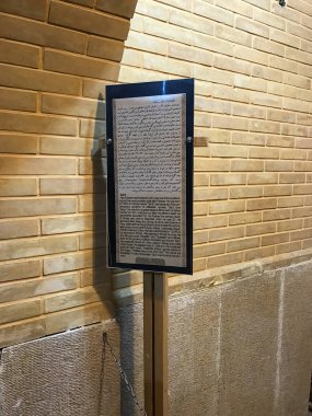 Şiraz, İran- 28 Mart 2017: Müzedeki balmumundan yapılmış heykellerin fotoğrafları