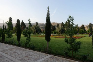Şiraz, İran - 12 Nisan 2017: Şiraz şehrindeki eski turizm fotoğrafları