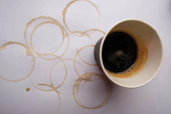 Basra Iraq June 2021 Photo Spill Coffee Cirlcles Paper Cup — Stok fotoğraf