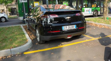 Milan, İtalya - 7 Eylül 2012: Milano şehrinde sorun fotoğrafı