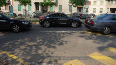 Milan, İtalya - 7 Eylül 2012: Milano şehrinde sorun fotoğrafı