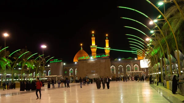 Karbala Irak Febrero 2015 Foto Del Imam Husien Shrinei Ciudad — Foto de Stock