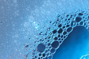 renkli sabun köpüğünün makro fotoğrafı