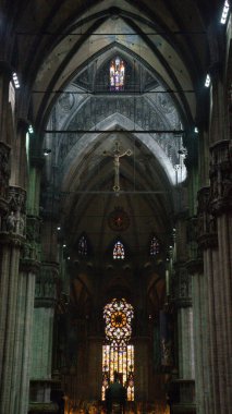 Milan, İtalya - 7 Eylül 2012: Milano Katedrali 'nde turizm fotoğrafı