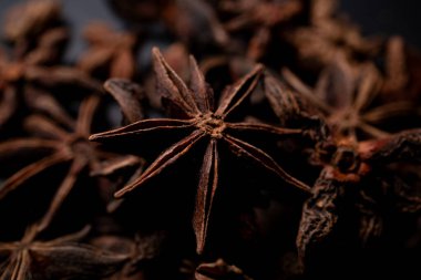 Organik Illicium Verum Tohum Kapsülleri Geleneksel Aromatik Bitkisel İlaç İçeriği