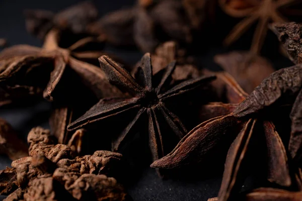 Organik Illicium Verum Tohum Kapsülleri Geleneksel Aromatik Bitkisel İlaç İçeriği