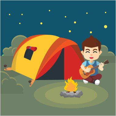 Gece kamp ve gitar çalmak
