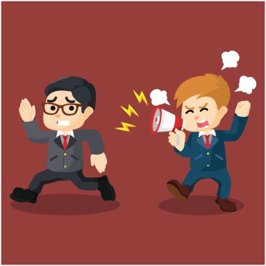 çalışanın çalışan ile öfkeli bağırıyor