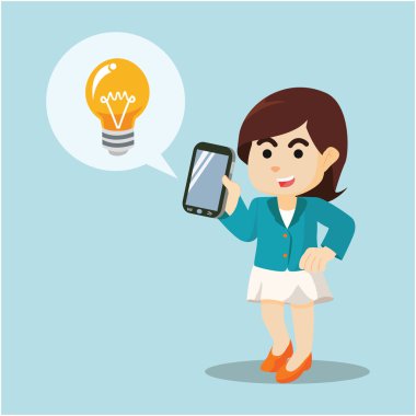 Kız tutun mobilephone ve ampul