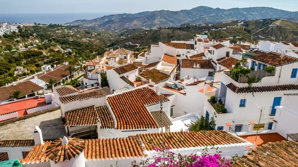 Vista de frigiliana, pueblo blanco, España — Foto de Stock