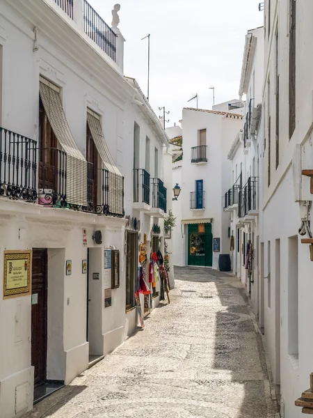Syn på en gata i frigiliana, pueblo blanco, Spanien — Stockfoto
