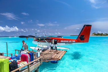 Hava Taksi bir Maldiv Adaları, Irufushi yakın indi