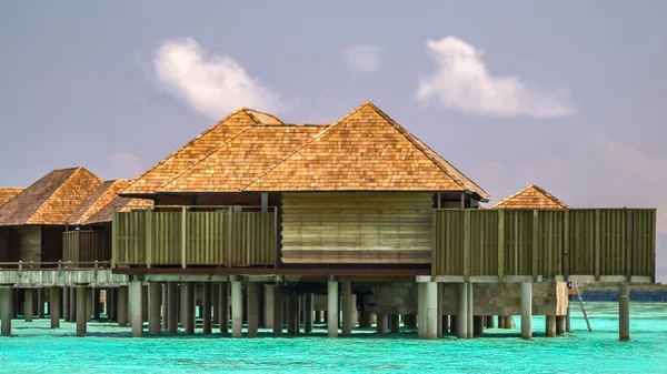 Bungalows op irufushi eiland, Maldiven — Stockfoto