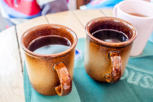 Break time with hot tea in apres ski bar — Stock Photo, Image