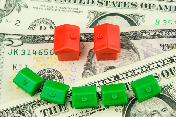 Decreasing mortgage rate helping with growth in real estate busi — Stock Photo, Image