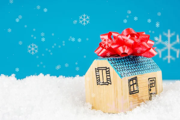 Comprar nova casa no inverno — Fotografia de Stock