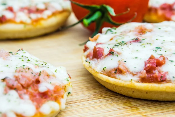 mini pizza tatlı