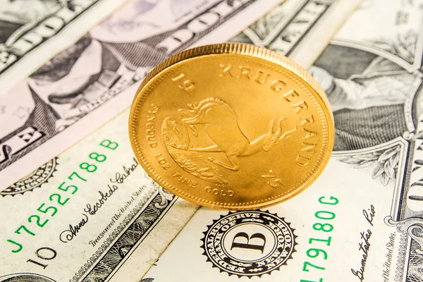 Amerikaanse dollar gesteund door goud — Stockfoto