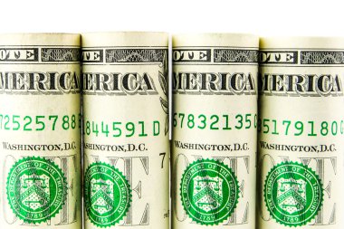beyaz zemin üzerine Amerikan Doları satır