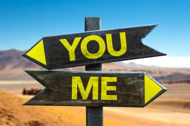 -Bana yön tabelası