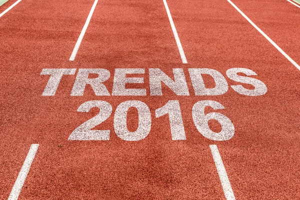 Tendencias 2016 escrito en la pista — Foto de Stock