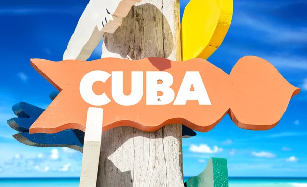 Señal de cuba con playa — Foto de Stock