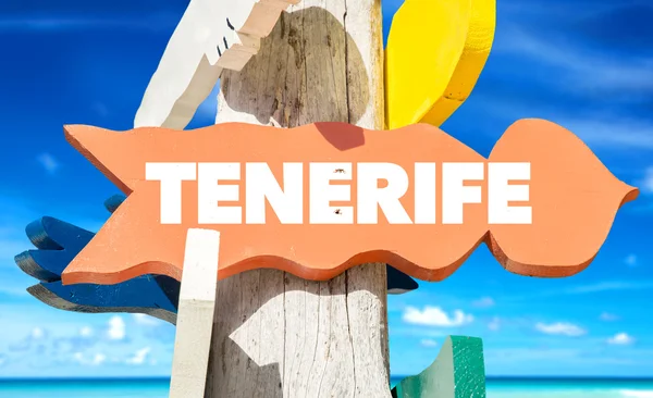 Teneriffa Wegweiser mit Strand — Stockfoto