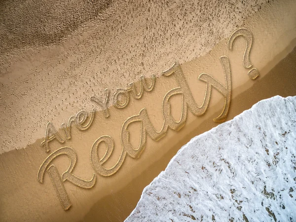 Estás pronta? escrito na praia — Fotografia de Stock