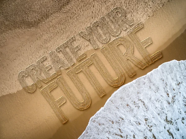 Crea tu futuro escrito en la playa — Foto de Stock