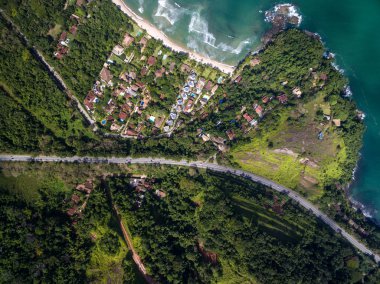 Bir sahil şeridi, Brezilya Beach'de