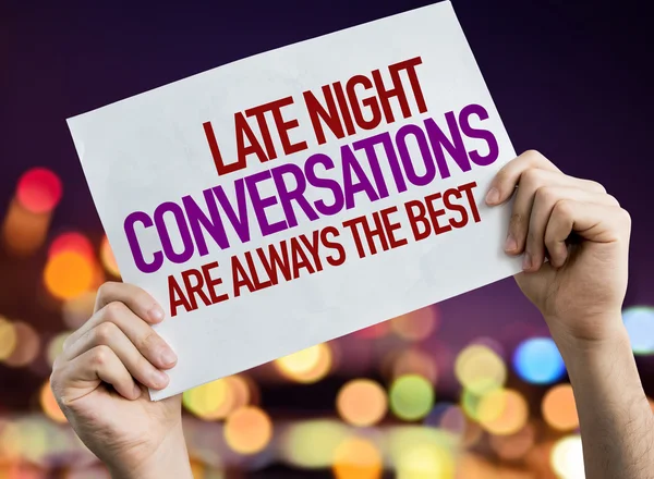 Conversaciones nocturnas son la mejor pancarta — Foto de Stock