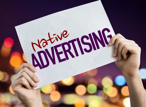 Native Advertising plakkaat — Stockfoto